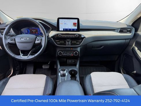 Certified 2022 Ford Escape Titanium w/ Titanium Elite Package AWD/4WD image 10