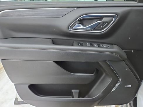 Used 2023 GMC Yukon SLT image 14