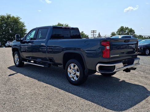 Used 2020 Chevrolet Silverado 2500 LTZ w/ LTZ Premium Package AWD/4WD image 7