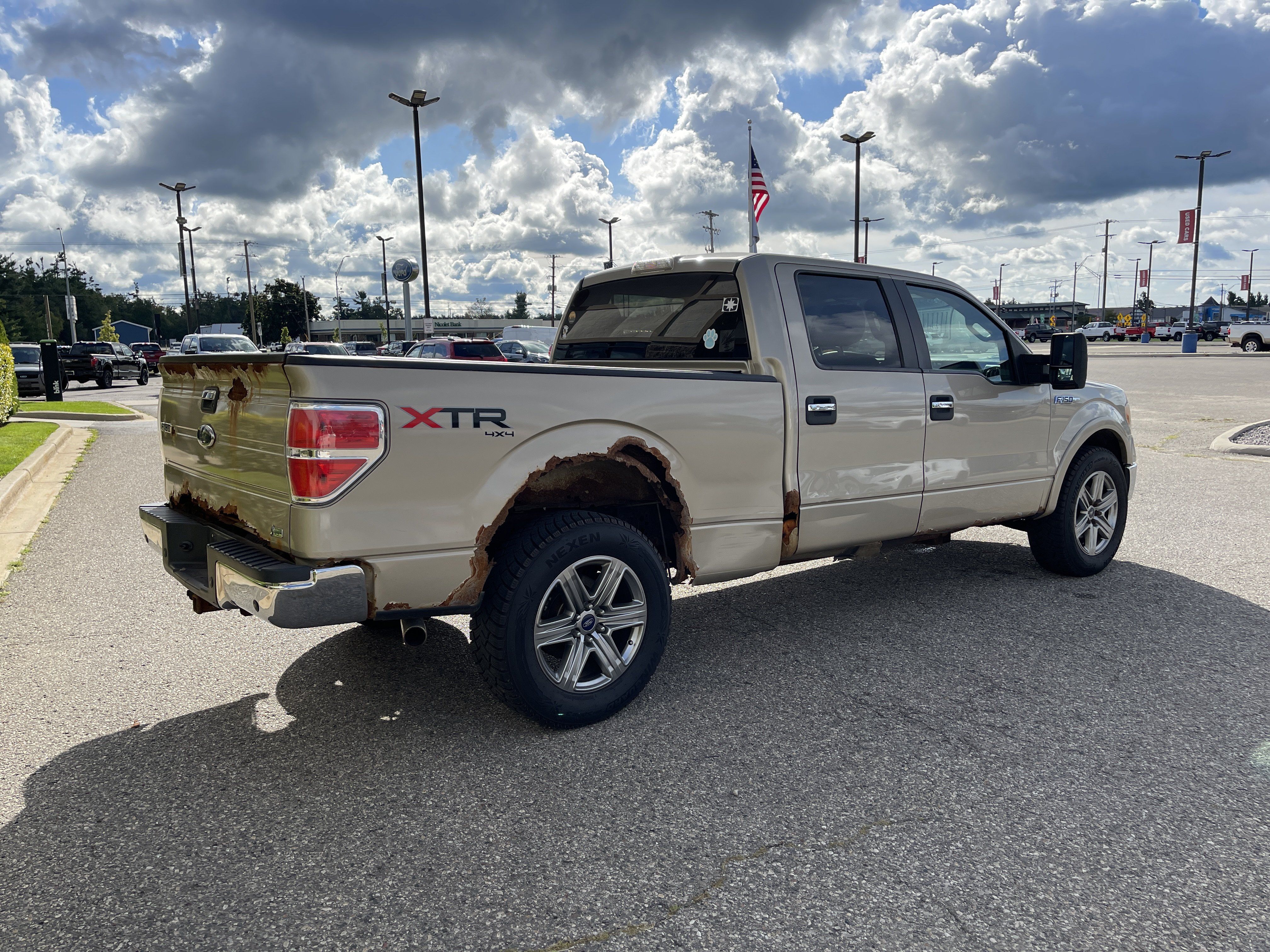 Used 2010 Ford F150 XLT AWD/4WD image 3