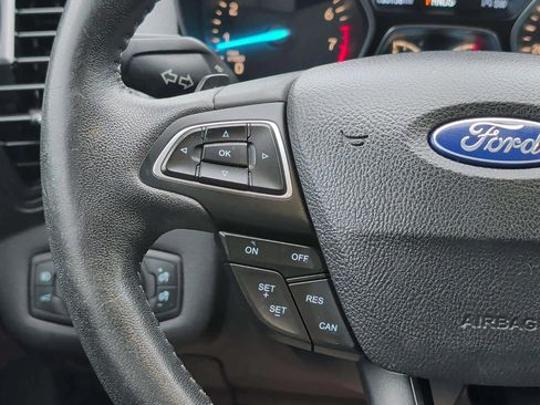 Used 2018 Ford Escape SE w/ SE Sport Appearance Package AWD/4WD image 24