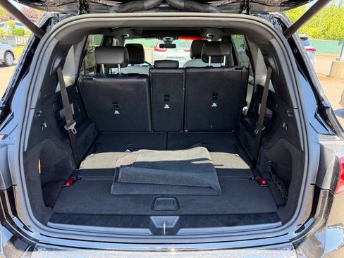 Used 2023 Mercedes-Benz GLB 250 4MATIC image 9