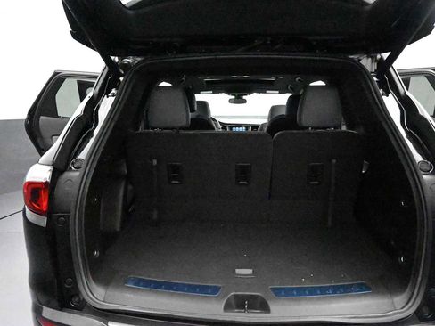 Used 2023 Buick Enclave Essence w/ Experience Buick Package FWD image 30