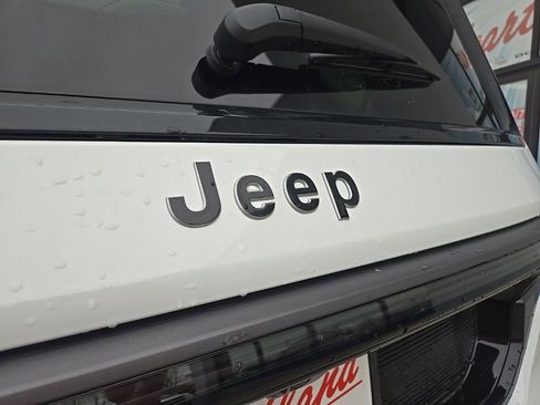 New 2026 Jeep Grand Wagoneer 4WD w/ Quick Order Packge 29V Upland image 21