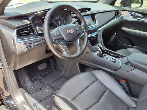 Used 2024 Cadillac XT5 Premium Luxury w/ Technology Package FWD image 19