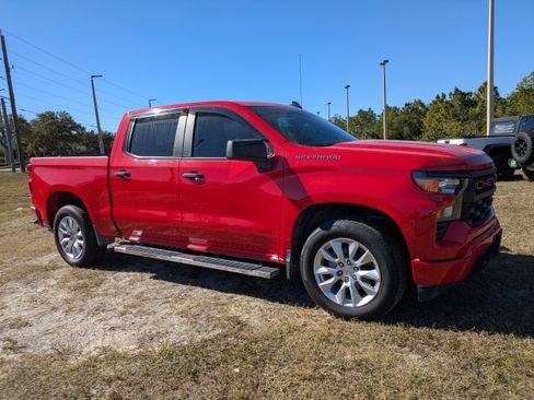 Used 2024 Chevrolet Silverado 1500 Custom RWD image 2