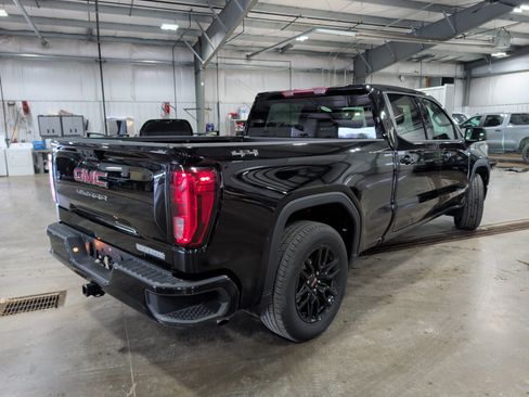 Used 2025 GMC Sierra 1500 Elevation image 3