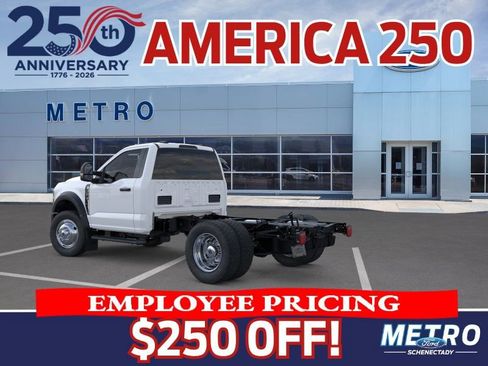 New 2025 Ford F550 4x4 Regular Cab Super Duty image 5