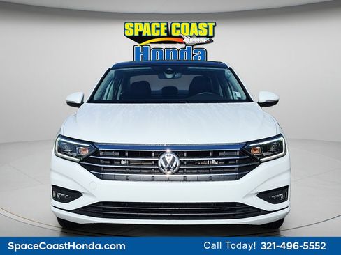 Used 2019 Volkswagen Jetta SEL Premium FWD image 8