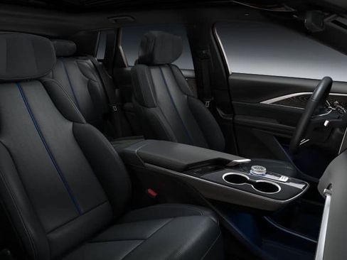New 2026 Cadillac Lyriq Sport AWD/4WD image 75