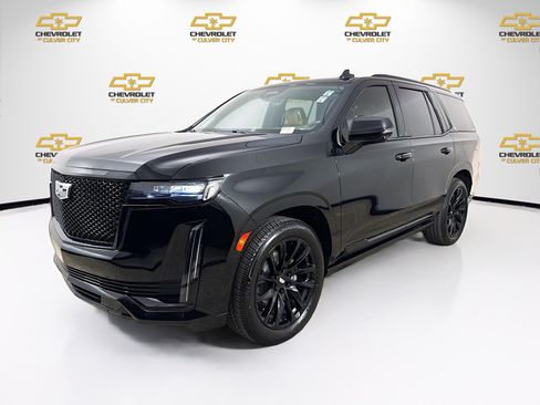 Used 2023 Cadillac Escalade Sport w/ LPO, ONYX Package image 3