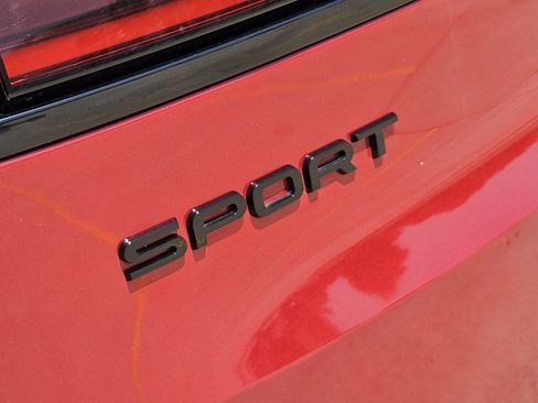 Used 2024 Land Rover Range Rover Sport SE AWD/4WD image 8