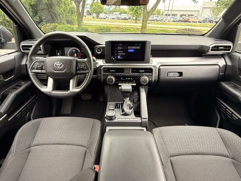Used 2025 Toyota 4Runner SR5 AWD/4WD image 28
