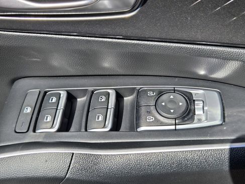 Used 2021 Kia Sorento LX FWD image 26