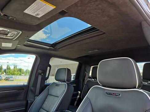Used 2024 GMC Sierra 1500 AT4X AWD/4WD image 31