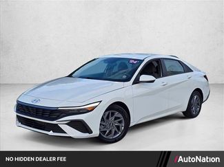 Used 2024 Hyundai Elantra SEL FWD video 1
