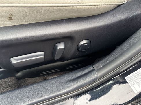 Used 2015 Toyota Avalon XLE Touring image 14