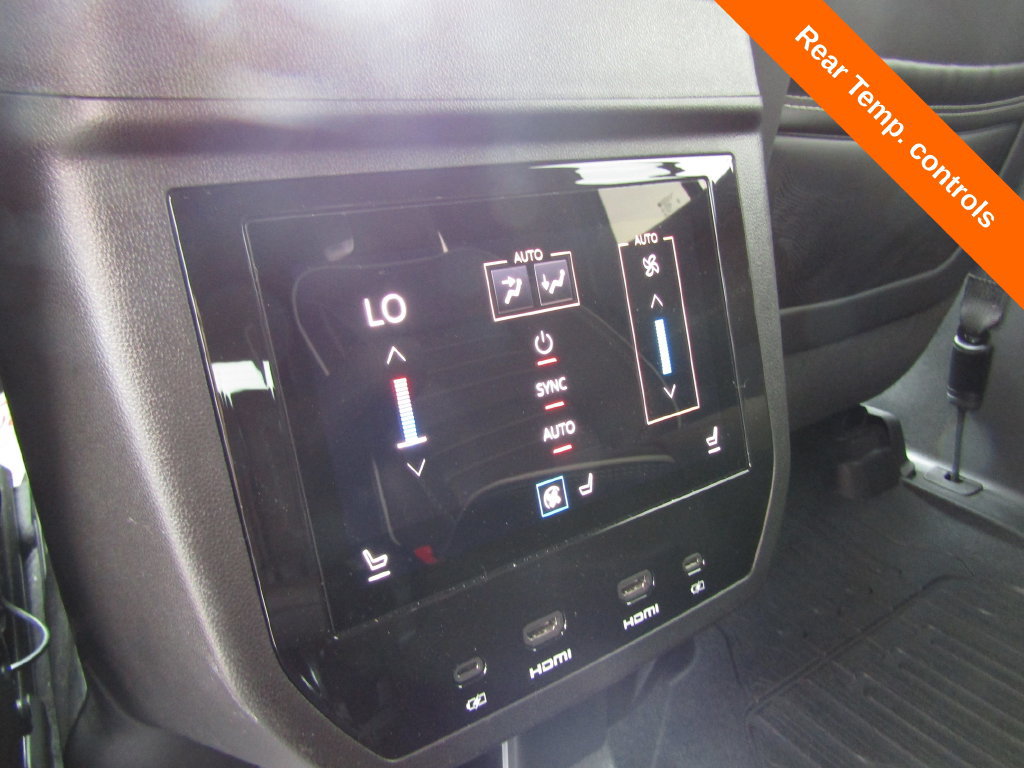 Used 2026 GMC Yukon Denali Ultimate AWD/4WD image 25