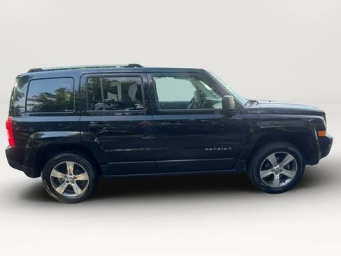 Used 2017 Jeep Patriot High Altitude AWD/4WD image 7