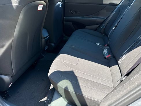 Certified 2025 Hyundai Elantra Sport FWD image 20