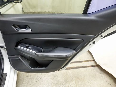 Used 2021 Nissan Altima 2.5 Platinum image 26