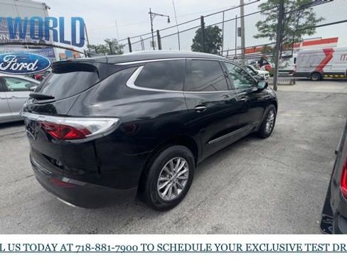 Used 2024 Buick Enclave Premium image 5