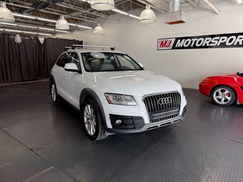 Used 2015 Audi Q5 TDI Prestige w/ Prestige Package image 2