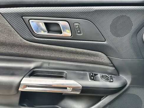 Certified 2024 Ford Mustang Coupe RWD image 13