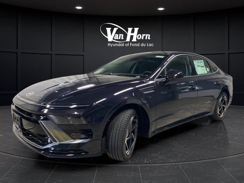 New 2026 Hyundai Sonata SEL FWD image 3