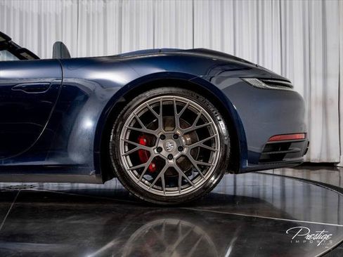 Used 2021 Porsche 911 Carrera 4S AWD/4WD image 11