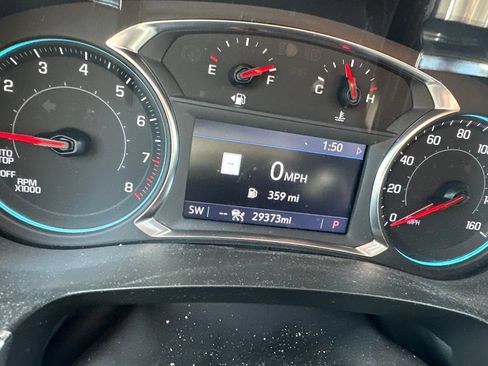 Used 2023 Chevrolet Traverse RS AWD/4WD image 10