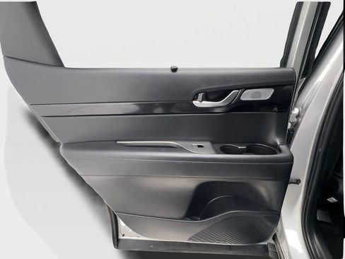 Used 2022 Hyundai Palisade Limited FWD image 28