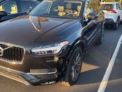 Used 2019 Volvo XC90 T6 Momentum w/ Protection Package Premier