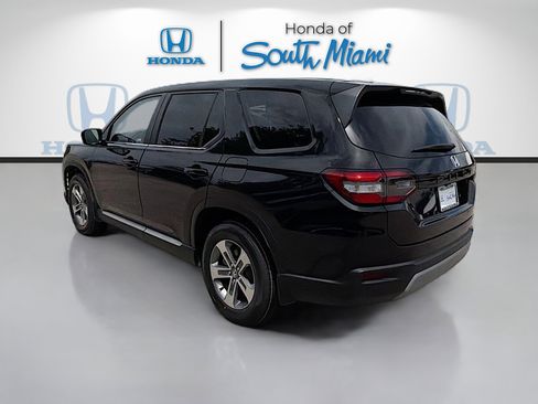 Used 2024 Honda Pilot EX-L image 5