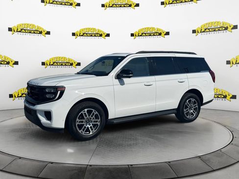 Used 2025 Ford Expedition Active AWD/4WD image 1