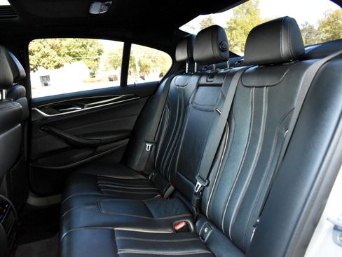 Used 2019 BMW 530i xDrive w/ Convenience Package image 27