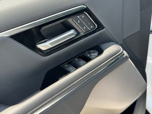 New 2025 GMC Sierra EV Denali image 20