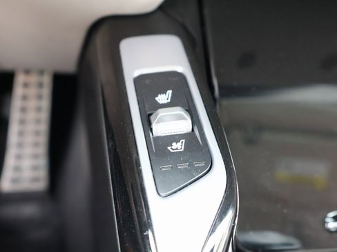 Used 2022 Kia Sorento SX image 29