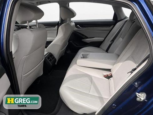 Used 2018 Honda Accord Touring image 13