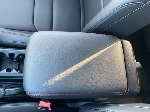 New 2026 Jeep Wrangler Unlimited Rubicon w/ Safety Group image 28