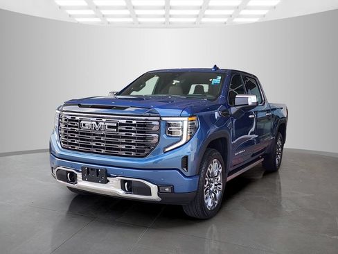 Used 2025 GMC Sierra 1500 Denali Ultimate AWD/4WD image 9