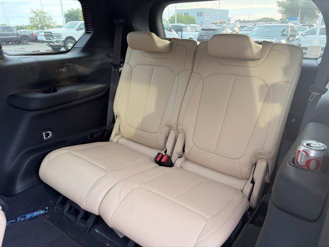 Certified 2024 Jeep Grand Cherokee L Limited w/ MOPAR Finishing Package AWD/4WD image 6