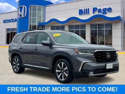 Certified 2025 Honda Pilot Touring