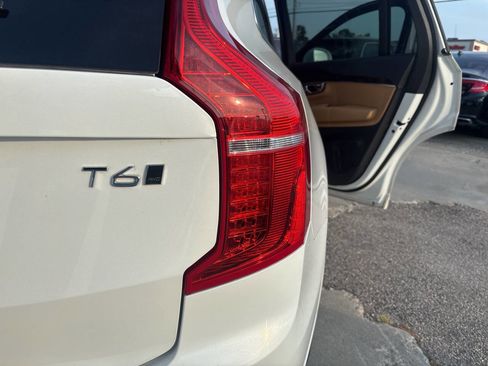 Used 2016 Volvo XC90 T6 Momentum image 29