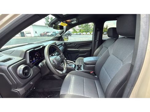 Used 2024 Chevrolet Colorado Trail Boss w/ Advanced Trailering Package AWD/4WD image 27