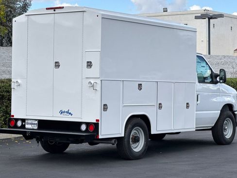 New 2026 Ford E-350 and Econoline 350 Super Duty w/ Power Equipment Group image 4