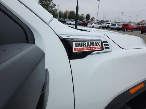 New 2026 GMC Sierra 2500 Pro image 7