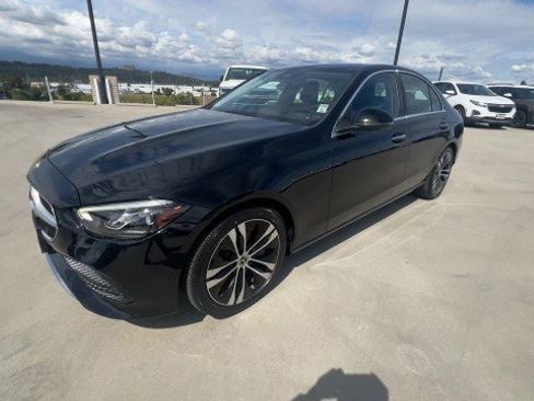 Used 2022 Mercedes-Benz C 300 Sedan image 4