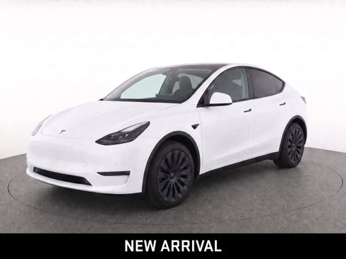 Used 2022 Tesla Model Y Long Range AWD/4WD image 1