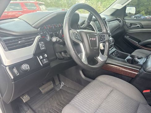 Certified 2020 GMC Yukon SLE w/ Convenience Package image 10